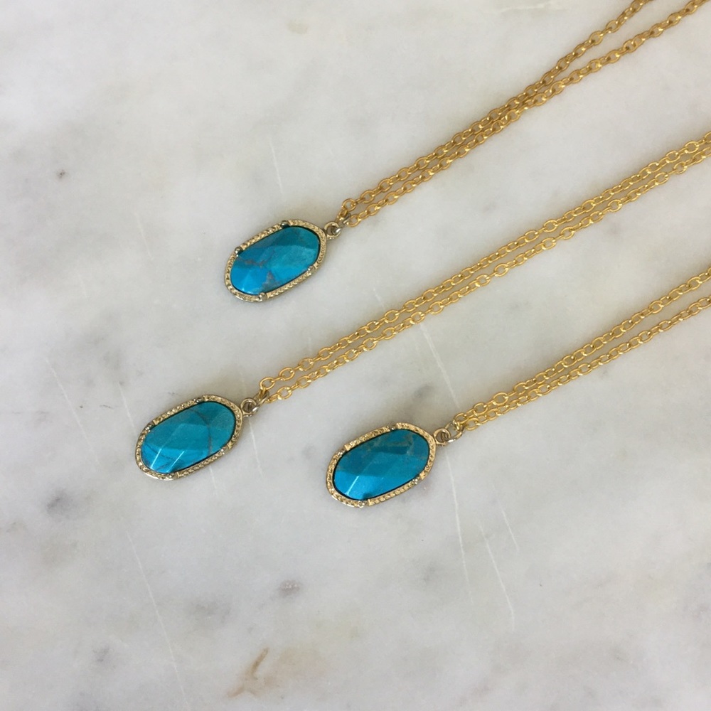 Turquoise Quartz Pendant Necklace